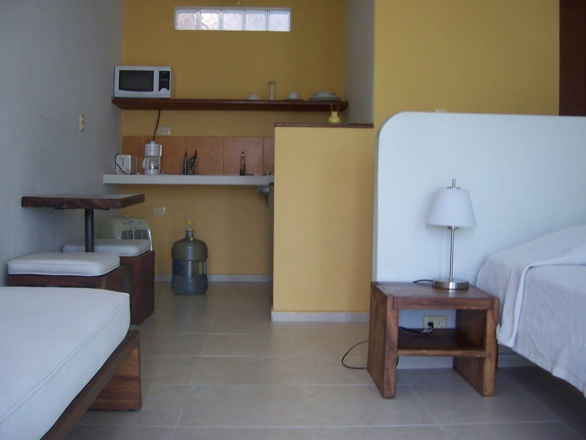 Elements Of The Island Apartment Isla Mujeres Exterior photo